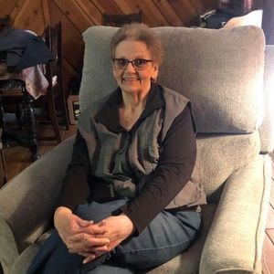 Meet your Posher, Vera